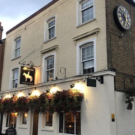 The Windsor Trooper Pub & Inn Kültér fotó