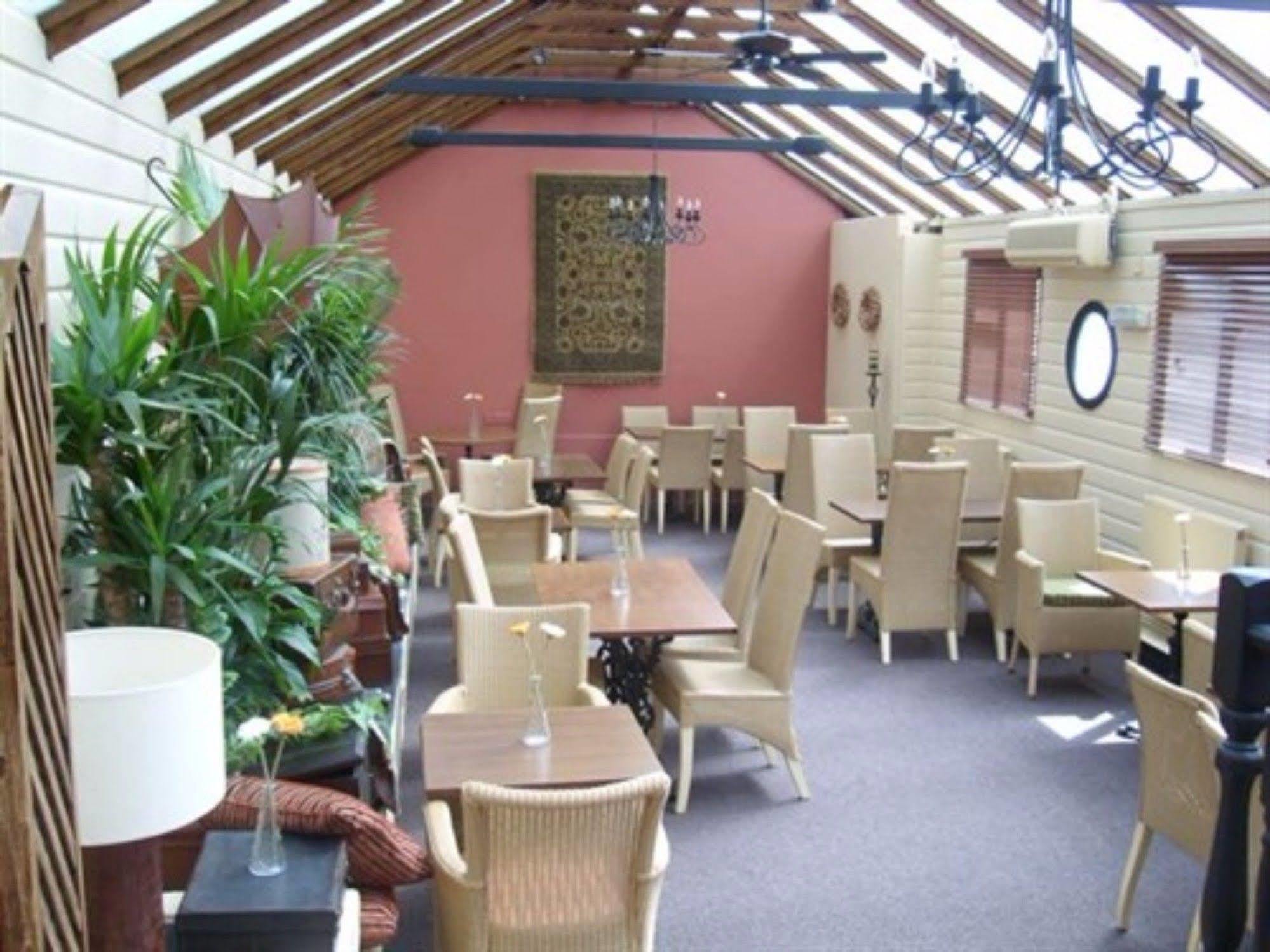 The Windsor Trooper Pub & Inn Kültér fotó