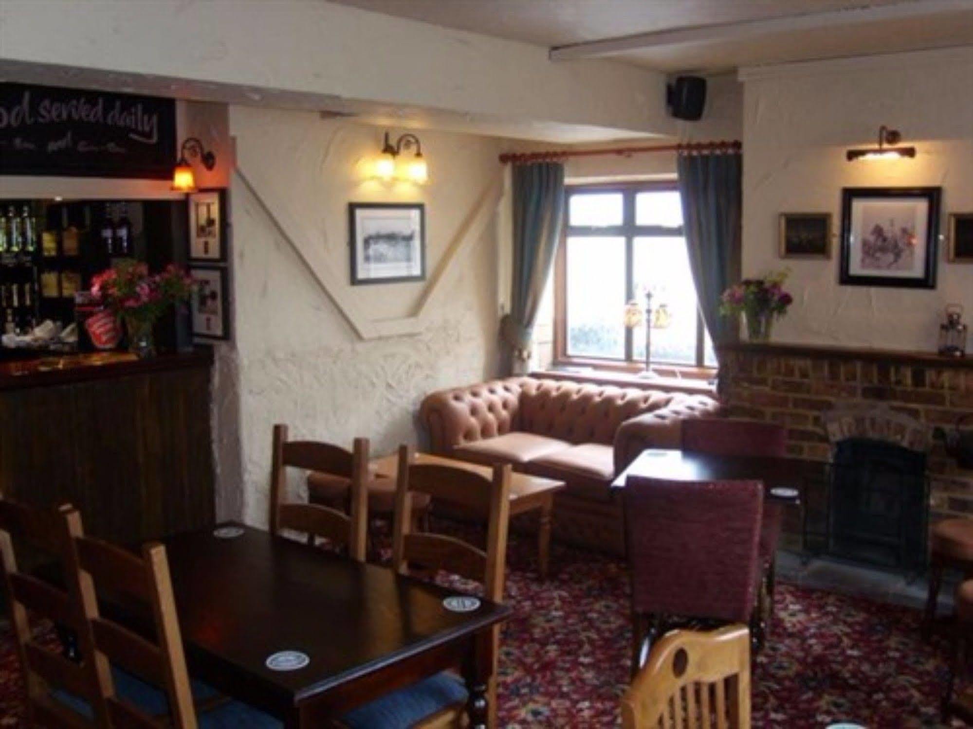 The Windsor Trooper Pub & Inn Kültér fotó